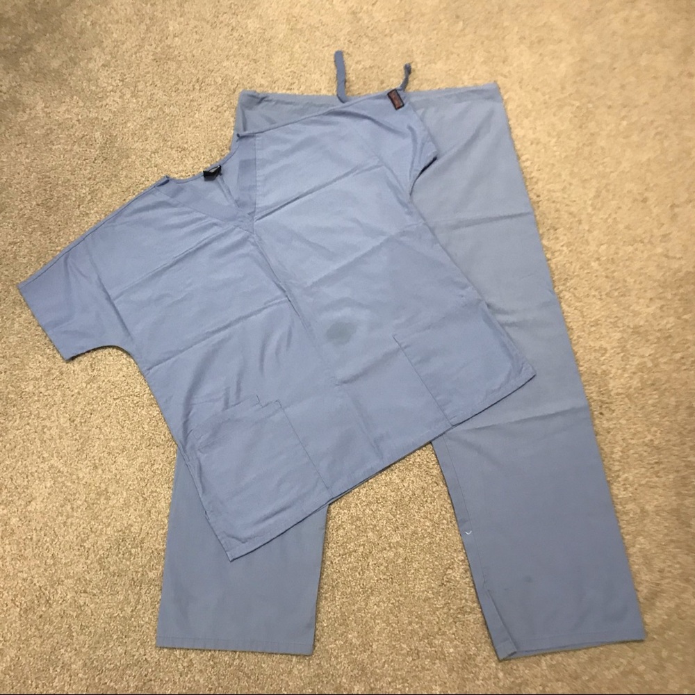 Top+Bottom Scrubs Set